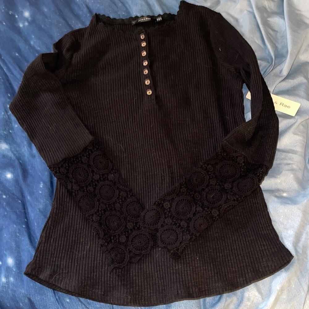Black dress shirt. Brand new. Size M.